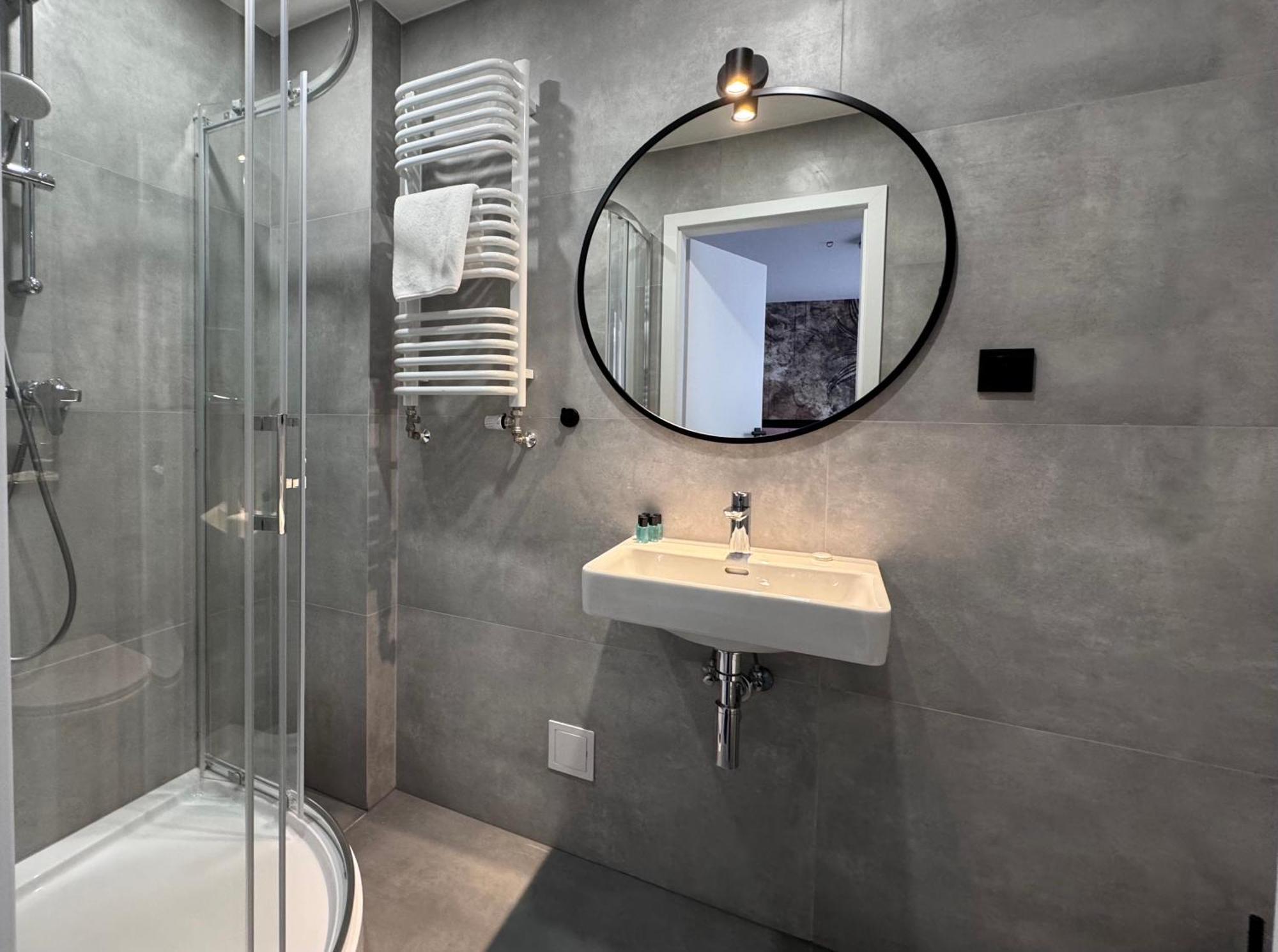 Cube House Aparthotel Kraków Eksteriør billede